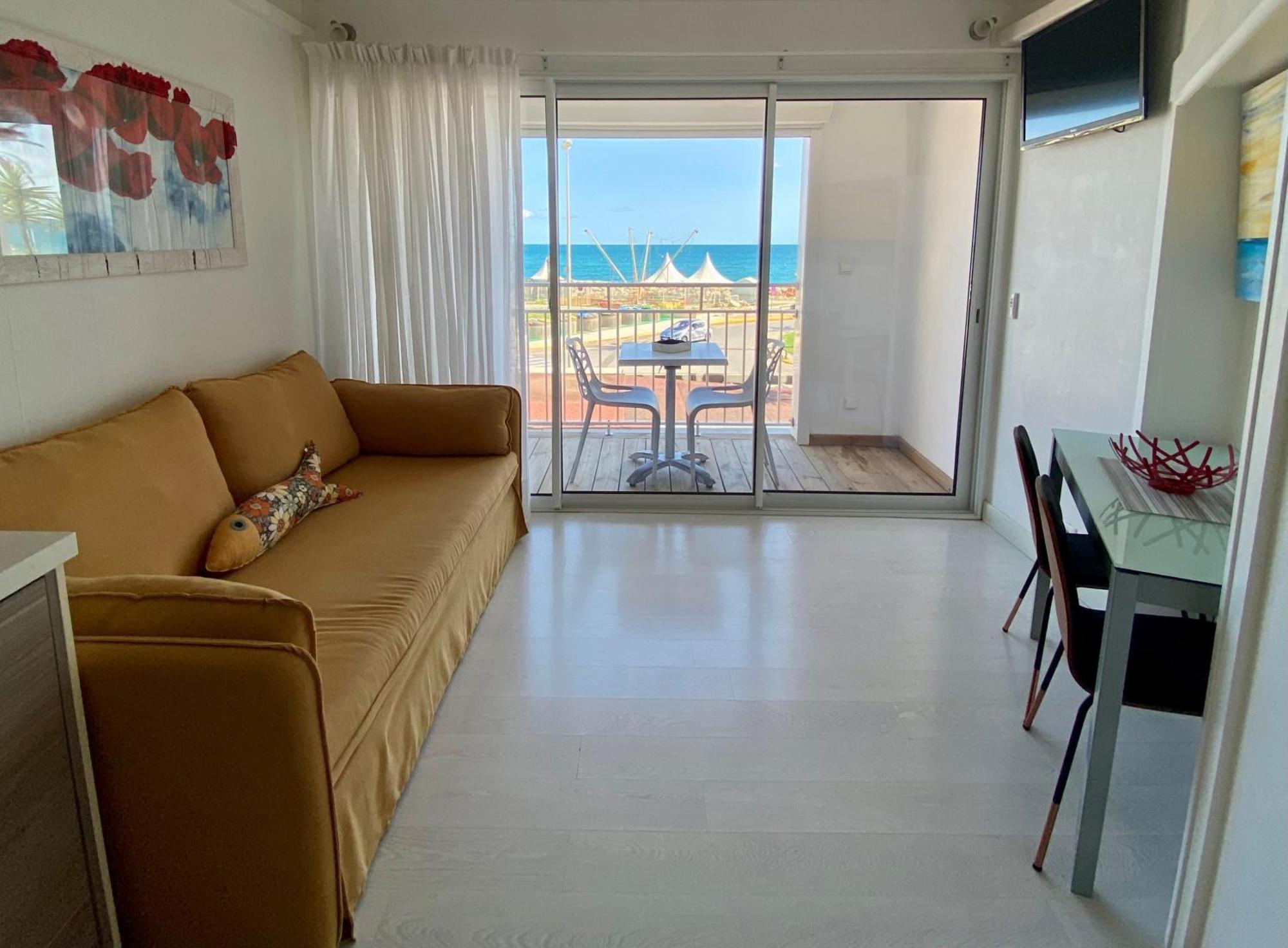 Bleu Duplex & 4* Saint-Cyprien (Pyrenees-Orientales)