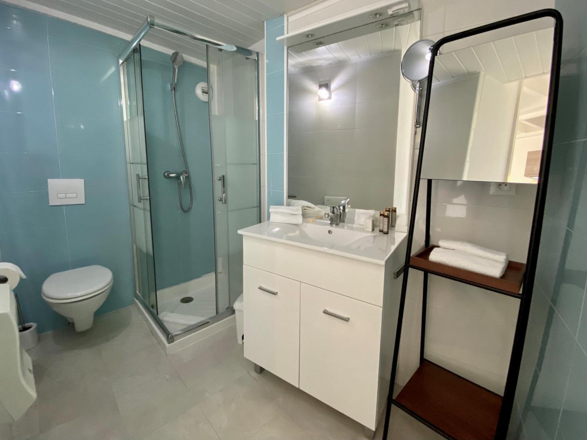 Bleu Duplex & Aparthotel 4*